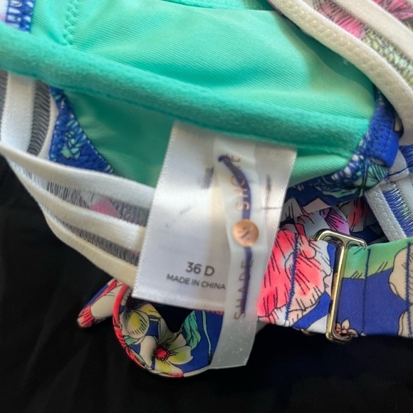 Shade and Shore Blue Floral Strapless Bikini Top with Molded Cups Size 36D - Picture 6 of 8